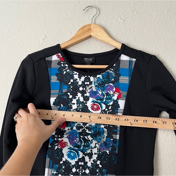 NWT Nicole Miller Cropped Long Sleeve Shirt Women Small Ice Thaw Floral Black - Picture 5 of 6